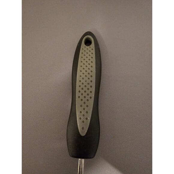 Stainless Steel 10" Potato Masher w/Black single hole plastic handle - Picture 6 of 6